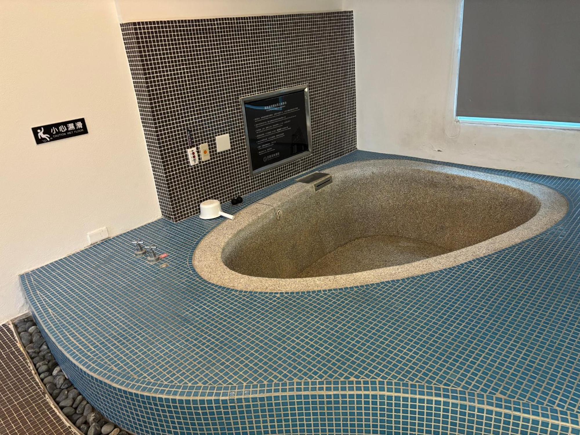 Ya Nold Hot Spring Hotel 礁渓郷 エクステリア 写真